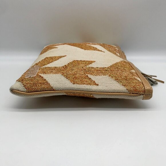 WKND WYFR Multi-Color Birds Of A Feather Clutch - Picture 4 of 10